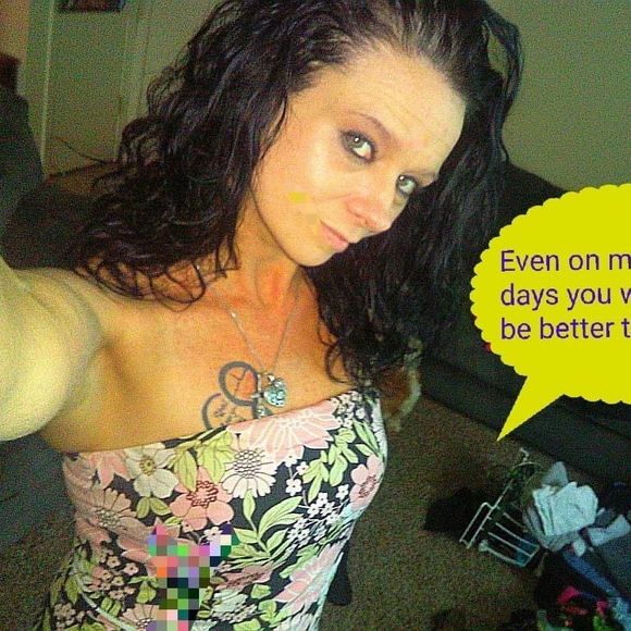 Meet your Posher, Jessica - Picture 1 of 1